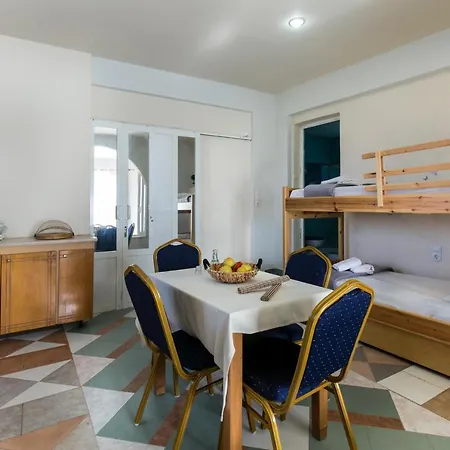Lejlighedshotel Aqua Marine 2*
